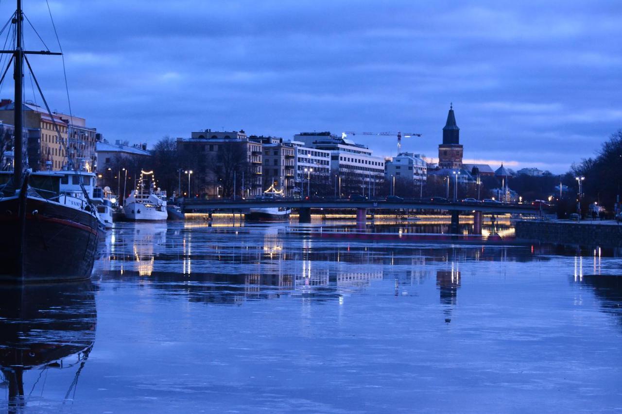 Riverside Lux With 2 Bedrooms, Car Park Garage And Sauna 图尔库 外观 照片