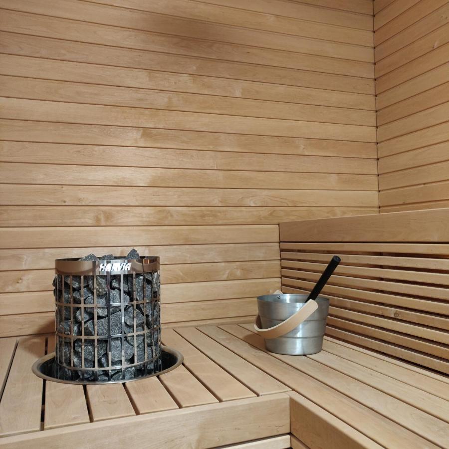 Riverside Lux With 2 Bedrooms, Car Park Garage And Sauna 图尔库 外观 照片